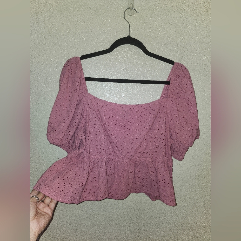 EUC Wild Fable "Eyelet Puff Sleeve Peplum Style Crop Top" 100% Cotton Pink💗 XXL - Picture 5 of 8